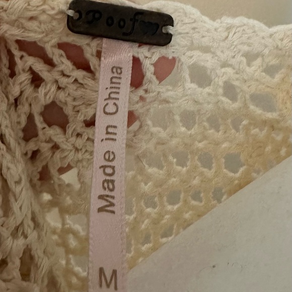 Crochet cream color sweater - Picture 3 of 3